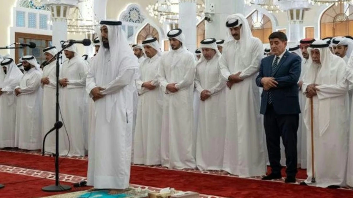 Katar'da şehitler i&ccedil;in cenaze namazı kılındı