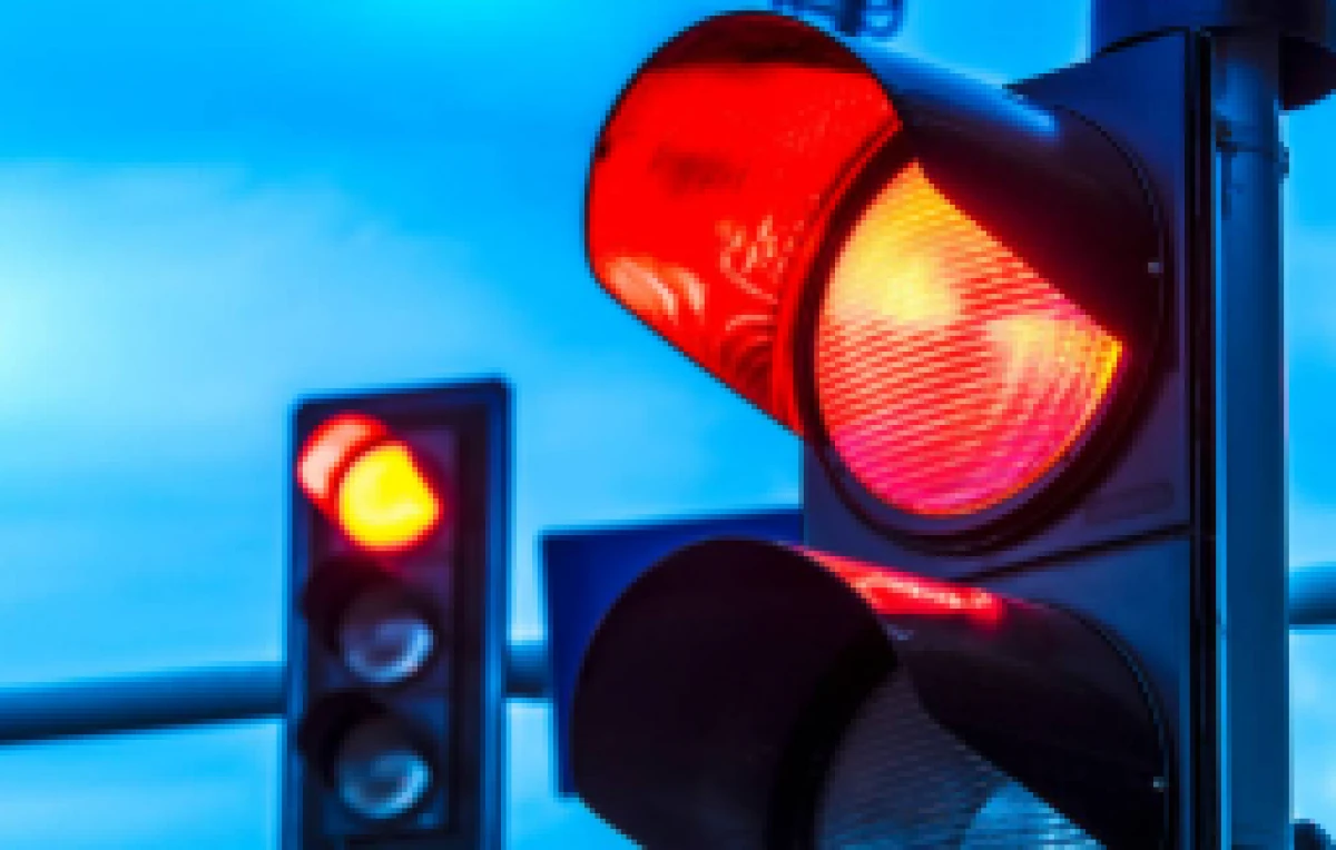 Kırmızı ışık ihlali yapanların ehliyetleri 60 g&uuml;n alınacak