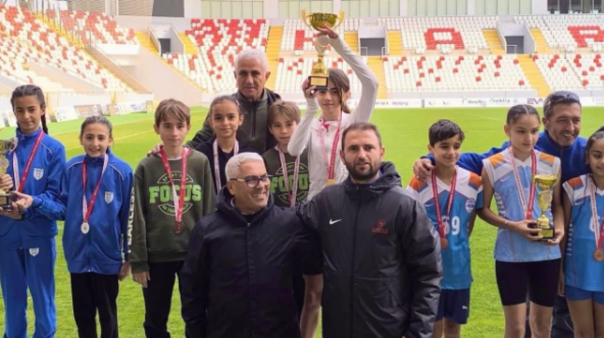 Krosçcularımız yarı finale yükseldi