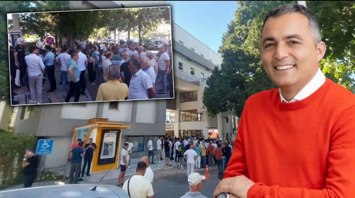 Manavgat Belediyesi önünde hareketli anlar
