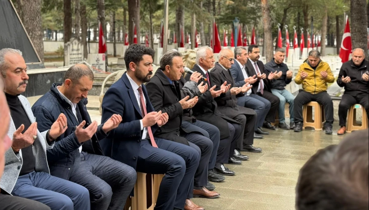 MHP 57'inci kuruluş yıl d&ouml;n&uuml;m&uuml;n&uuml; kutladı