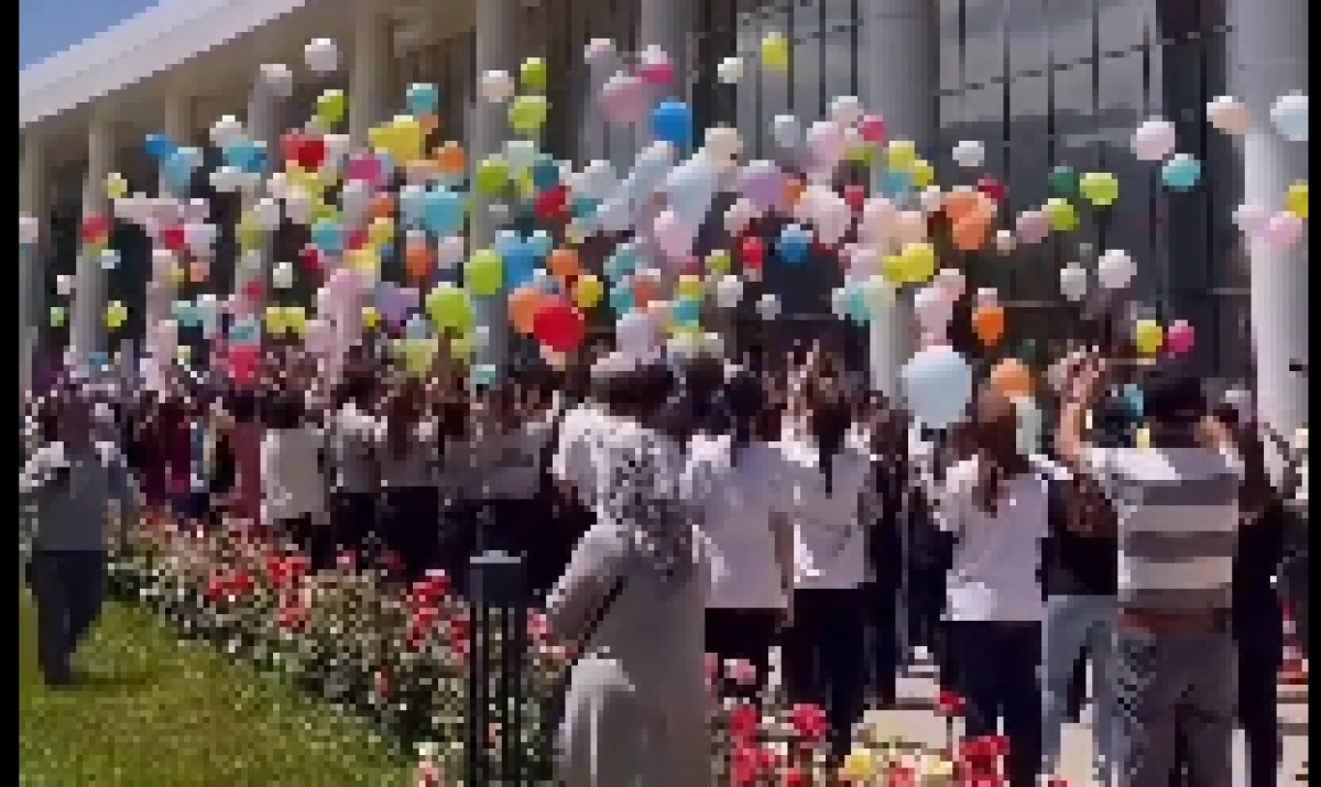 Minik Ali Asaf Kansere Yenik Değil, Galip Geldi