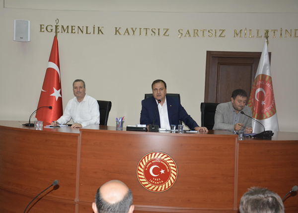 Muhtarlar taleplerini milletvekillerine aktardı