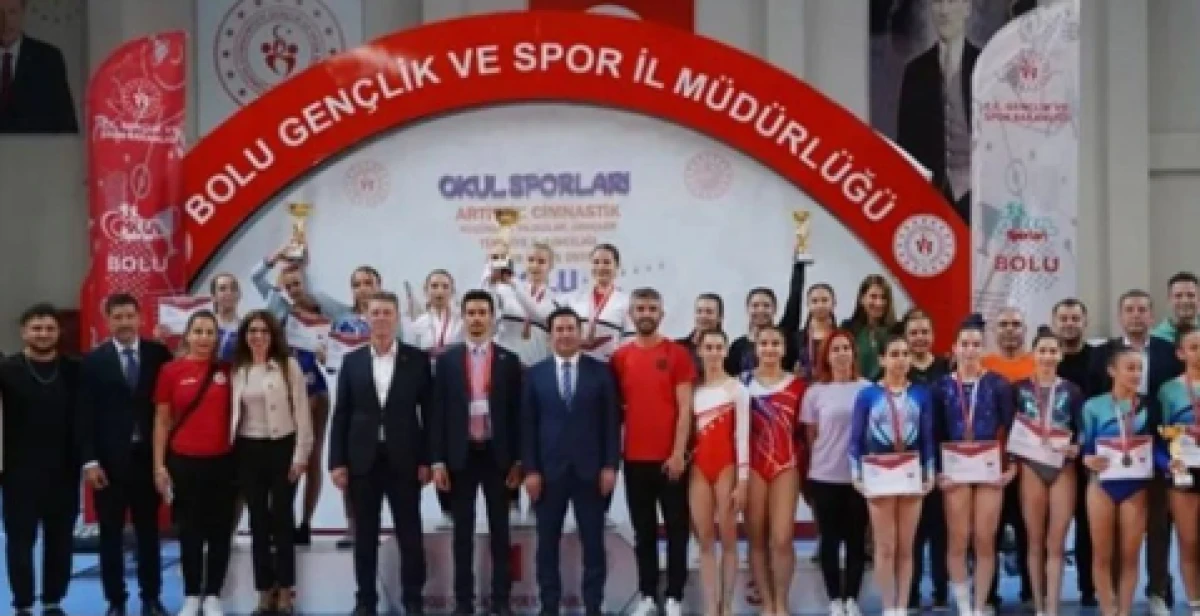 Mustafa Kaçıkoç Anadolu Lisesi’nden Türkiye Şampiyonluğu