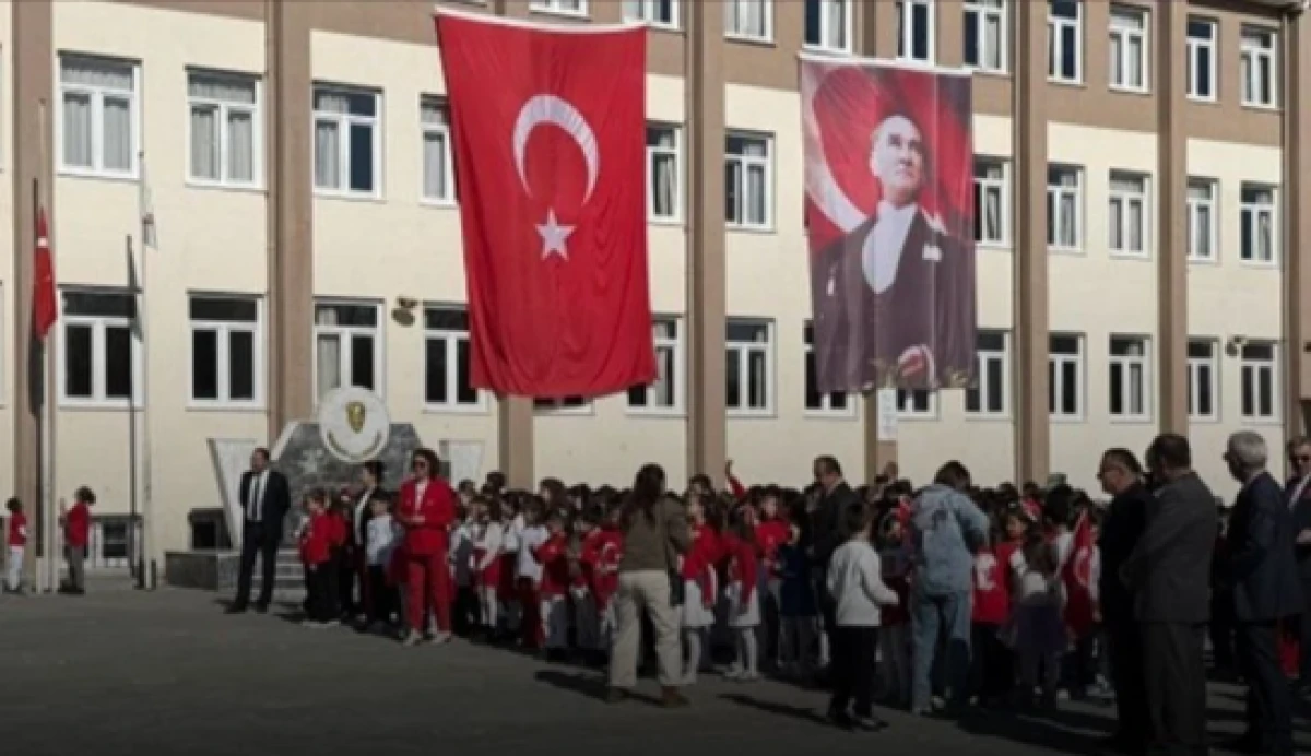 Öğrenciler Okullarına Dönüyor, MAĞDURİYET BİTİYOR!