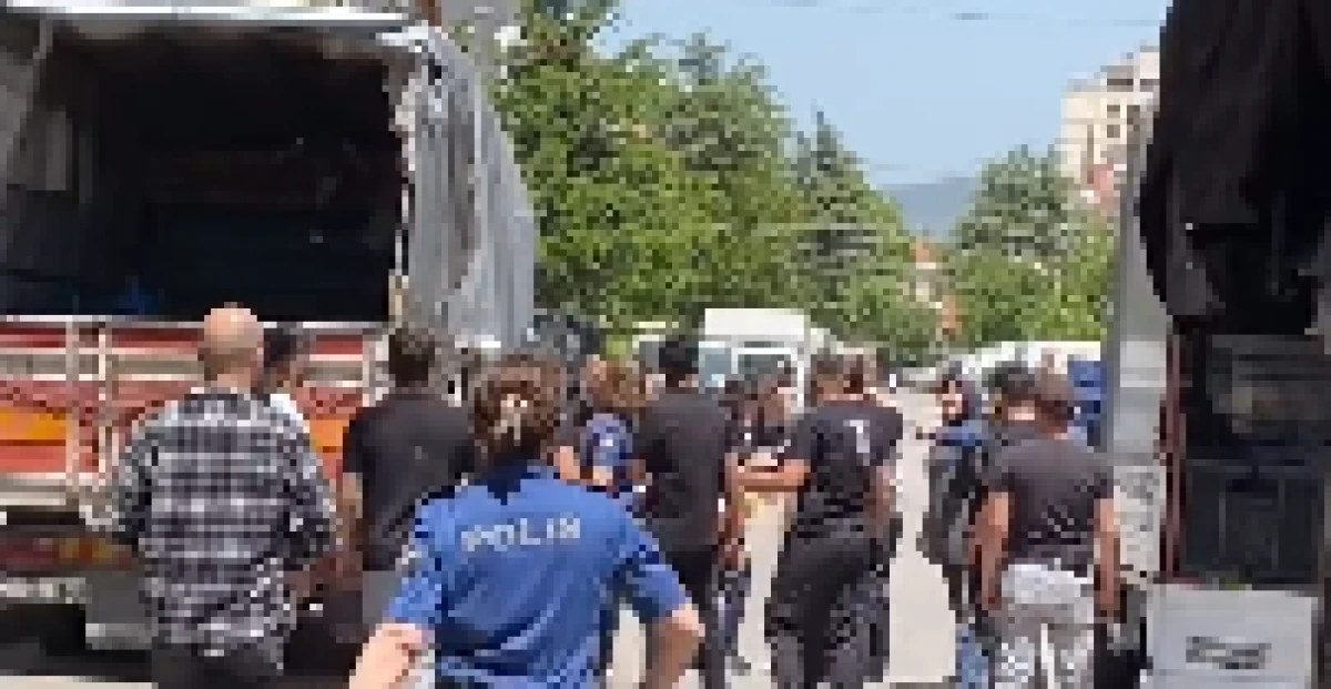Pazar yerinde tartışma çıktı, polis müdahale etti