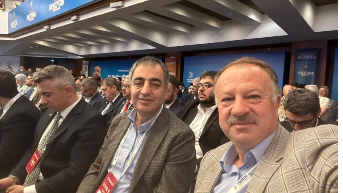 Recep Özel’den AK Parti Kampına Dair Paylaşım: "Tarihi Bir Konuşmaya Şahitlik Ettik"
