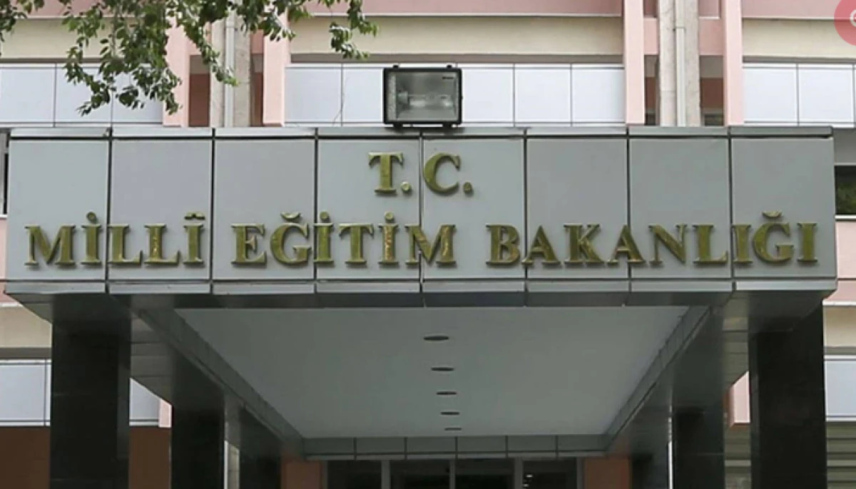 Resmi Gazete&rsquo;de yayımlandı: &Ouml;ğretmenlerin atama ve tayin sisteminde yeni d&ouml;nem