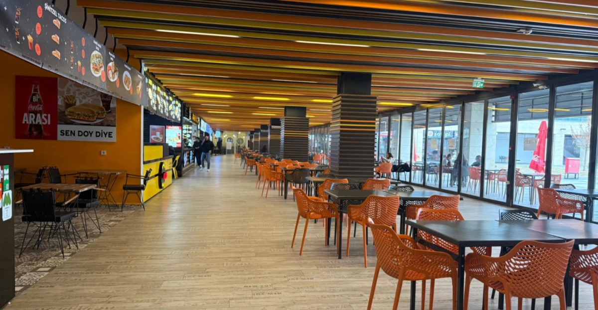 SD&Uuml; Doğu Yerleşkesi Yaşam Merkezi&rsquo;nde Fahiş Kira Artışı Tepki &Ccedil;ekti