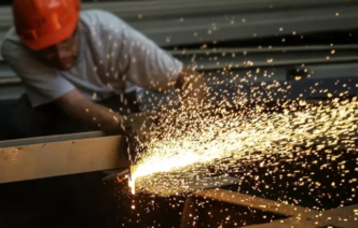 Sınırdışı Masrafı Artık İşverenin Cebinden Çıkacak
