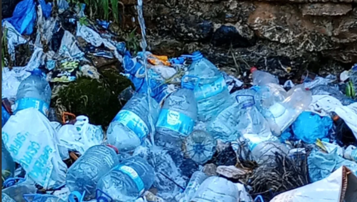 Sütçüler’de Vicdansızlık! Üç Yıldız Çeşmesi Çöplüğe Döndü!