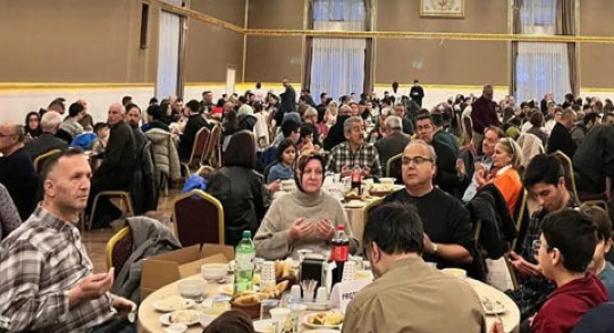 T&uuml;rk Eğitim-Sen&rsquo;den anlamlı 8 Mart programı