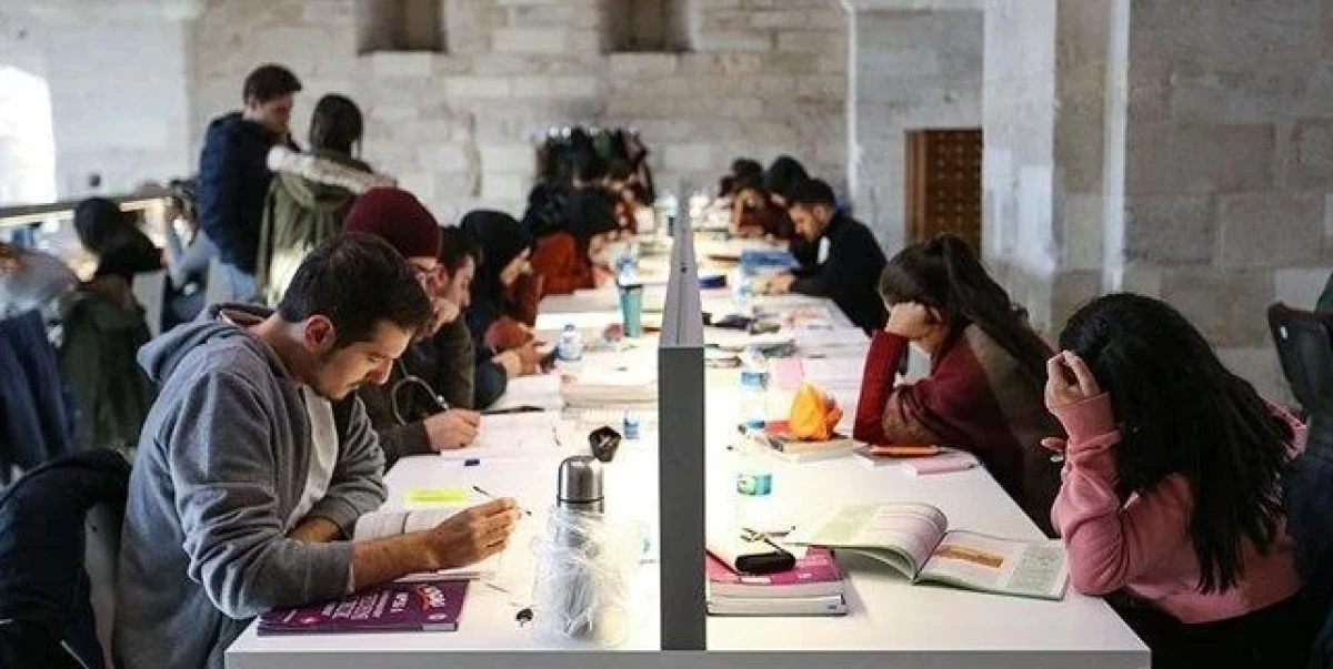 T&uuml;rkiye&rsquo;de en az &ouml;ğrenciye sahip &uuml;niversiteler hangileri? Y&Ouml;K Başkan Vekili a&ccedil;ıkladı&hellip;
