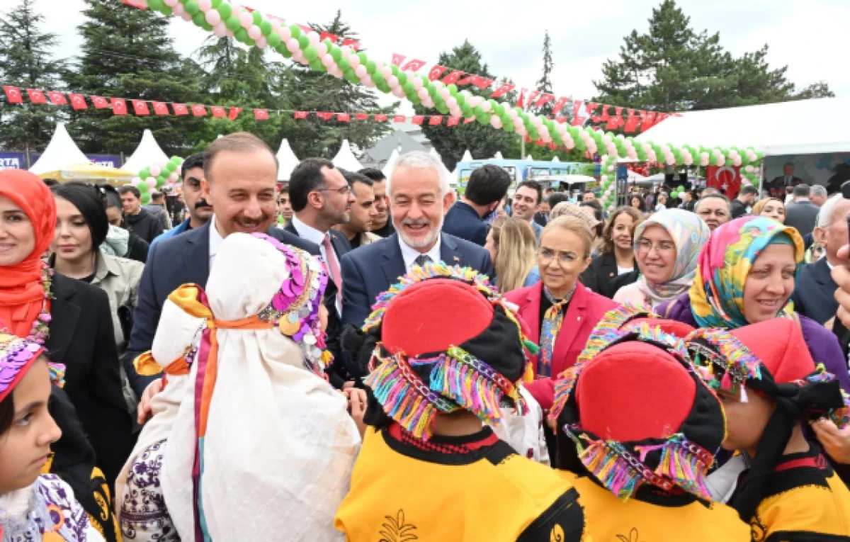 Uluslararası Isparta Gül Festivali’nde Stantlara Yoğun İlgi