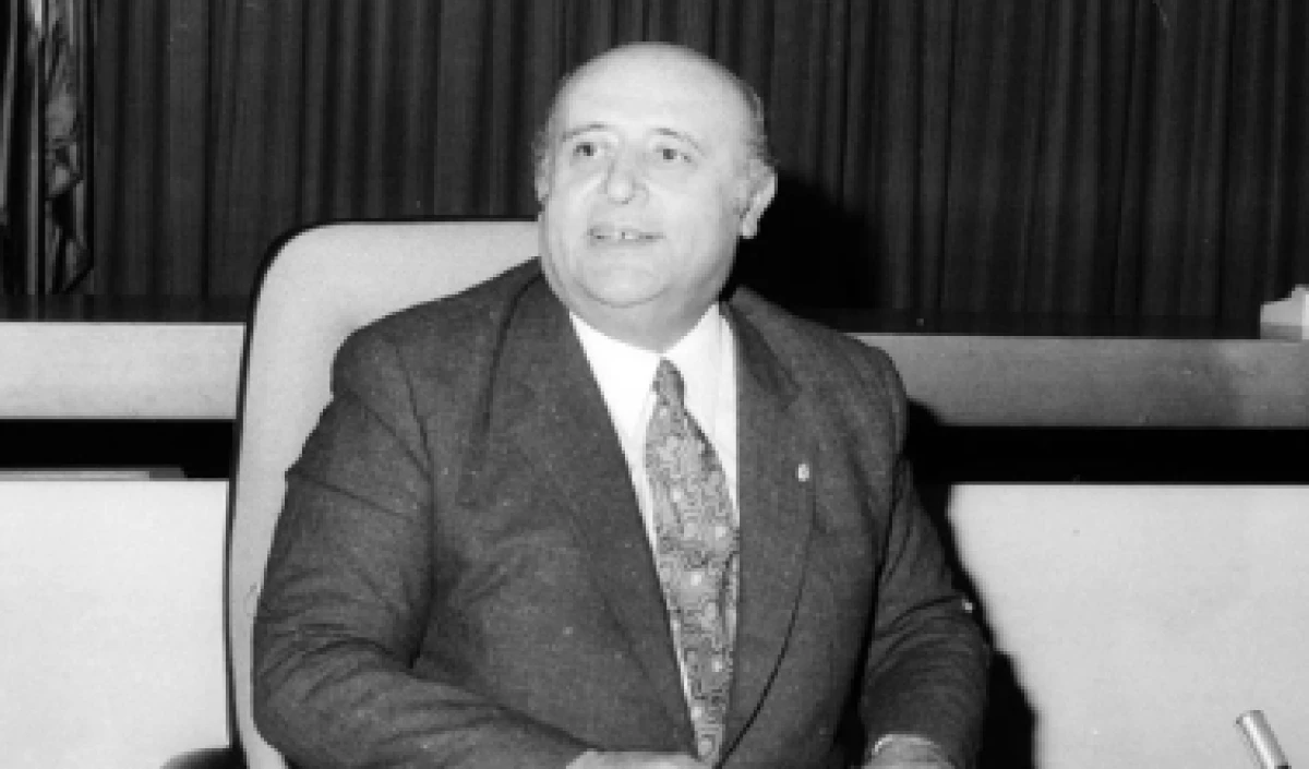 Vefatının 10. Yılında DEMOKRASİ ÇINARI'nın Huzurundayız...